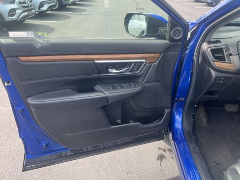 Used 2020 Honda CR-V Touring image 14