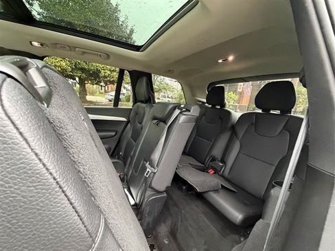 Used 2016 Volvo XC90 T6 Momentum AWD/4WD image 23
