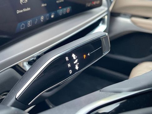 Used 2024 Cadillac Lyriq Luxury w/ Nappa Leather Package image 28