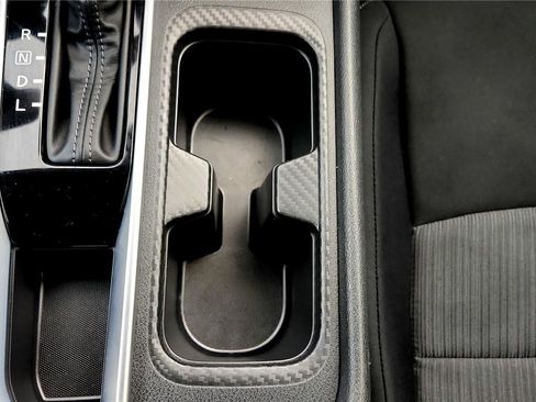 Used 2024 Nissan Sentra SV image 33