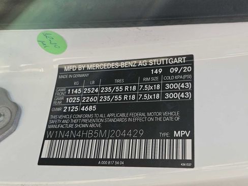 Used 2021 Mercedes-Benz GLA 250 4MATIC image 32