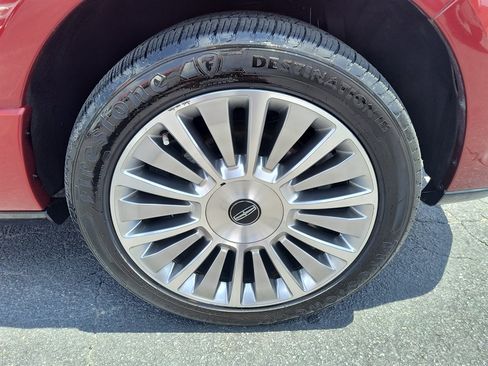 Used 2016 Lincoln Navigator Reserve AWD/4WD image 12