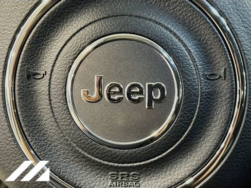 Used 2019 Jeep Compass Trailhawk AWD/4WD image 32