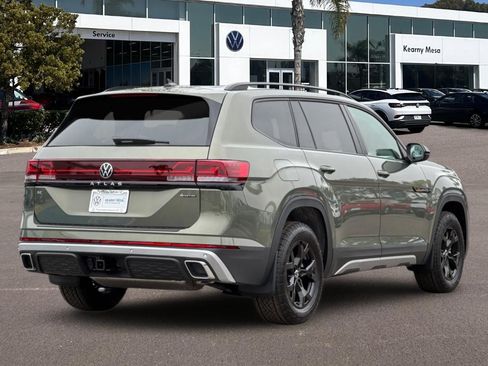 New 2025 Volkswagen Atlas Peak Edition SE AWD/4WD image 4