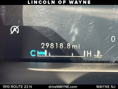 Certified 2022 Lincoln Nautilus Reserve image 17