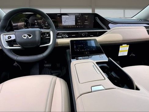 New 2026 INFINITI QX80 Pure AWD/4WD image 16