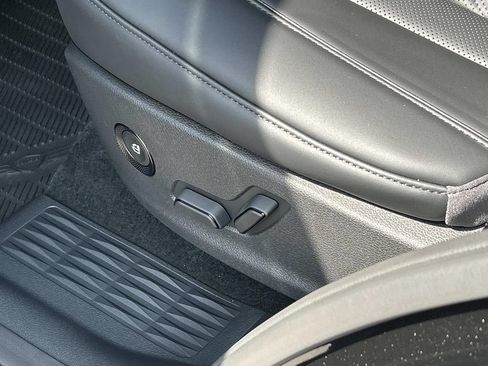 New 2027 Genesis GV80 3.5T Prestige AWD/4WD image 21