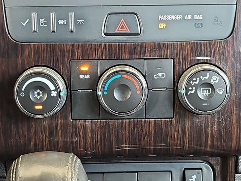 Used 2016 Chevrolet Traverse LT w/ Style and Technology Package AWD/4WD image 27
