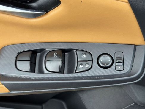 Used 2024 Nissan Sentra SV w/ SV Premium Package FWD image 21