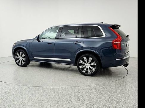 Certified 2024 Volvo XC90 T8 Plus w/ Protection Package Premier AWD/4WD image 7