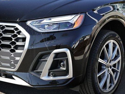 Certified 2024 Audi SQ5 Premium image 11