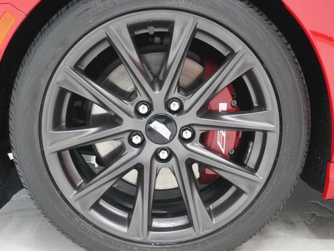 Used 2020 Cadillac CT4 V RWD image 33