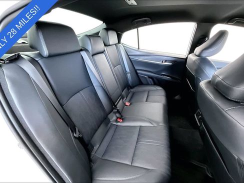 Used 2026 Toyota Camry XSE FWD image 35