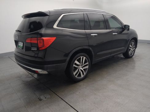 Used 2016 Honda Pilot Touring image 9