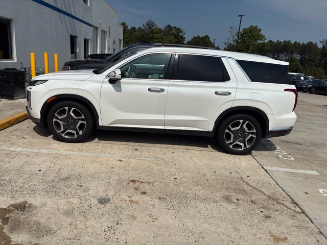 Used 2024 Hyundai Palisade Limited FWD image 12