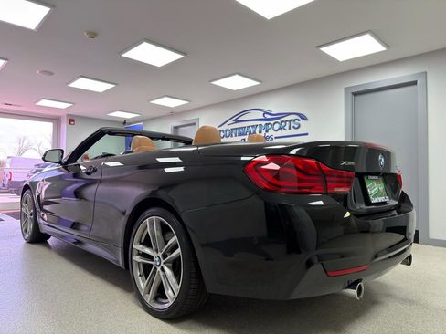 Used 2019 BMW 440i xDrive Convertible w/ M Sport Package image 10