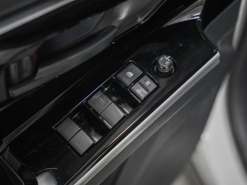 Used 2024 Toyota bZ4X XLE image 36