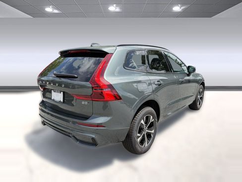 New 2026 Volvo XC60 B5 Core w/ Climate Package AWD/4WD image 9