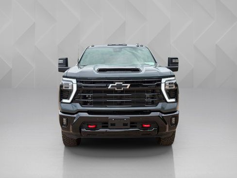 New 2026 Chevrolet Silverado 2500 LT w/ Trail Boss Package AWD/4WD image 2