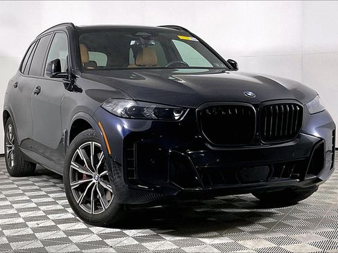 Used 2024 BMW X5 xDrive40i w/ M Sport Package image 1
