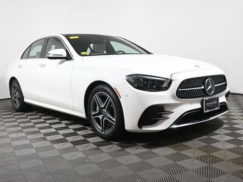 Used 2022 Mercedes-Benz E 350 4MATIC Sedan image 9