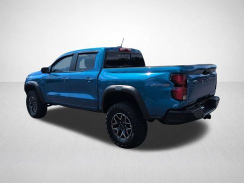 Used 2024 Chevrolet Colorado ZR2 w/ Technology Package AWD/4WD image 8