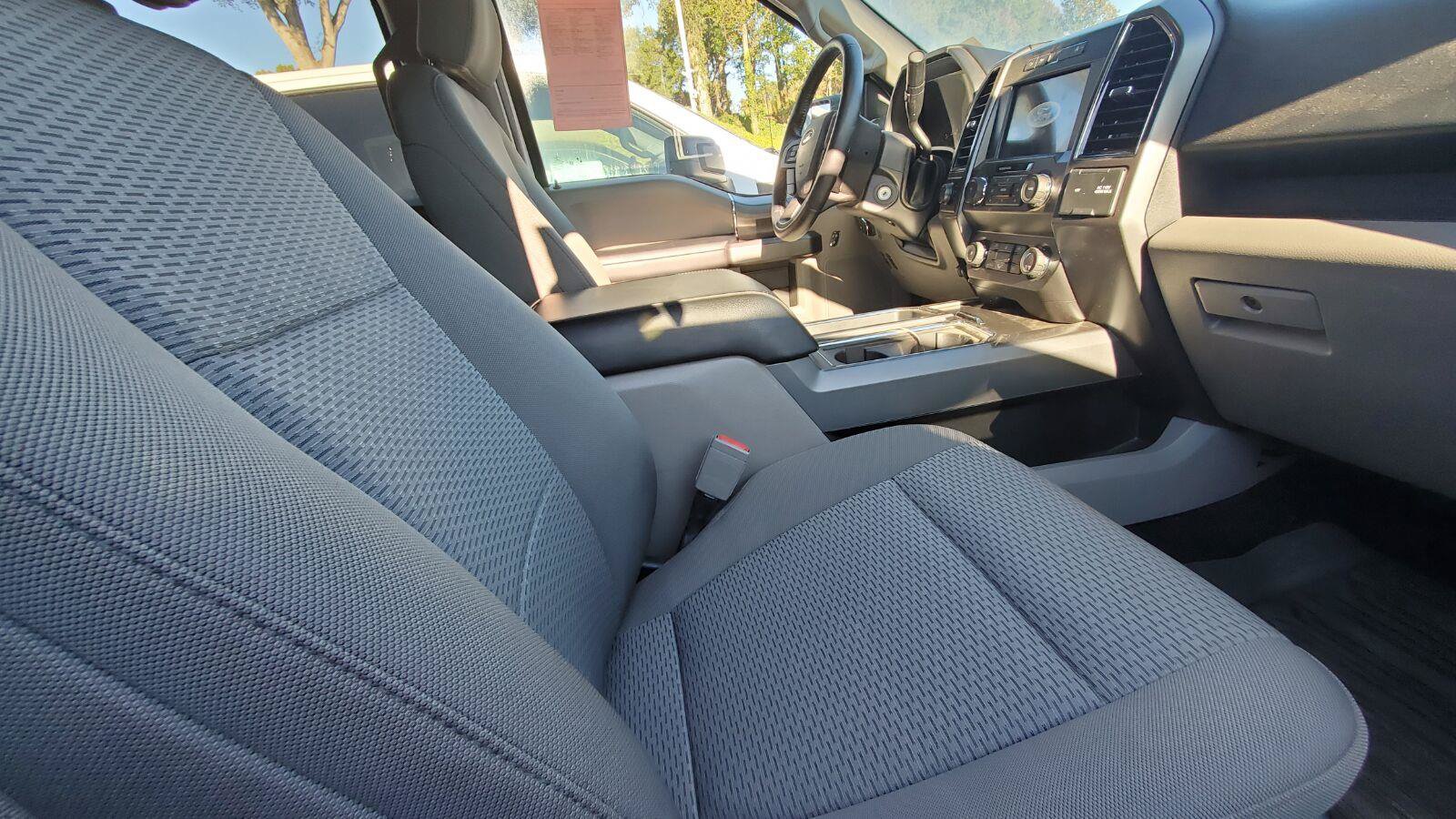 Used 2020 Ford F150 XLT w/ Equipment Group 302A Luxury AWD/4WD image 4