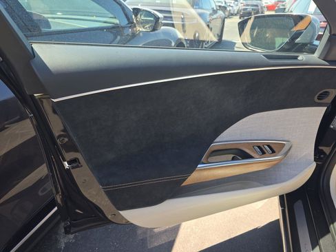 Used 2022 Lucid Air Grand Touring image 8