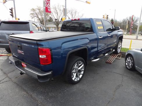 Used 2015 GMC Sierra 1500 SLT w/ Suspension Package, Off-Road image 3