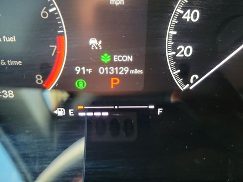 Used 2025 Honda Civic Sport image 25