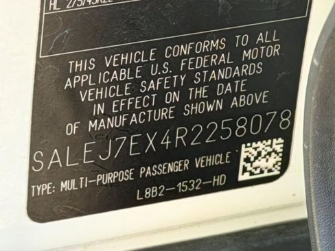 Used 2024 Land Rover Defender 110 S AWD/4WD image 37