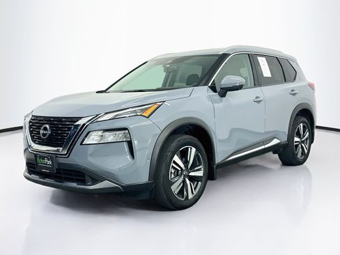 Used 2023 Nissan Rogue SL w/ SL Premium Package AWD/4WD image 3