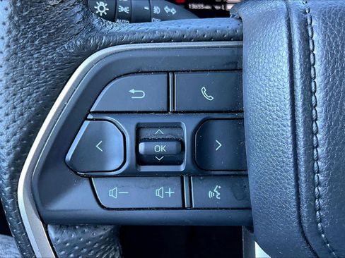 Used 2025 Toyota Tundra Limited image 20