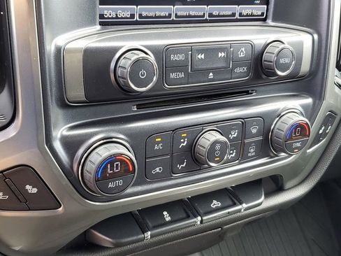 Used 2018 Chevrolet Silverado 1500 LT w/ All Star Edition AWD/4WD image 23
