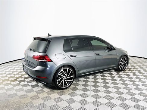 Used 2019 Volkswagen Golf R 4-Door image 7