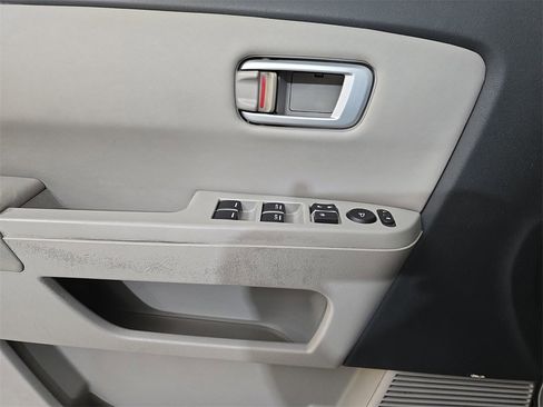 Used 2011 Honda Pilot EX-L image 29