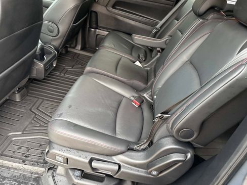 Used 2025 Honda Odyssey Sport-L image 15