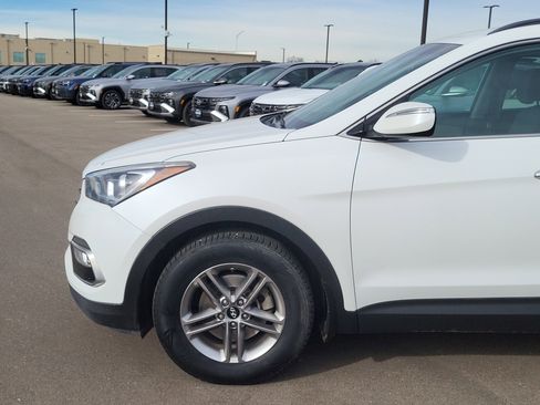 Used 2018 Hyundai Santa Fe Sport w/ 2.4L Value Package 02 image 9