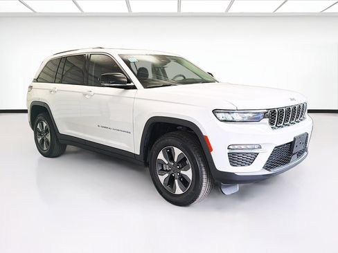 Used 2022 Jeep Grand Cherokee Limited 4xe AWD/4WD image 3