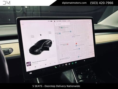Used 2018 Tesla Model 3 Long Range RWD image 31