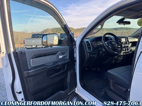 Used 2019 RAM 2500 Big Horn image 15