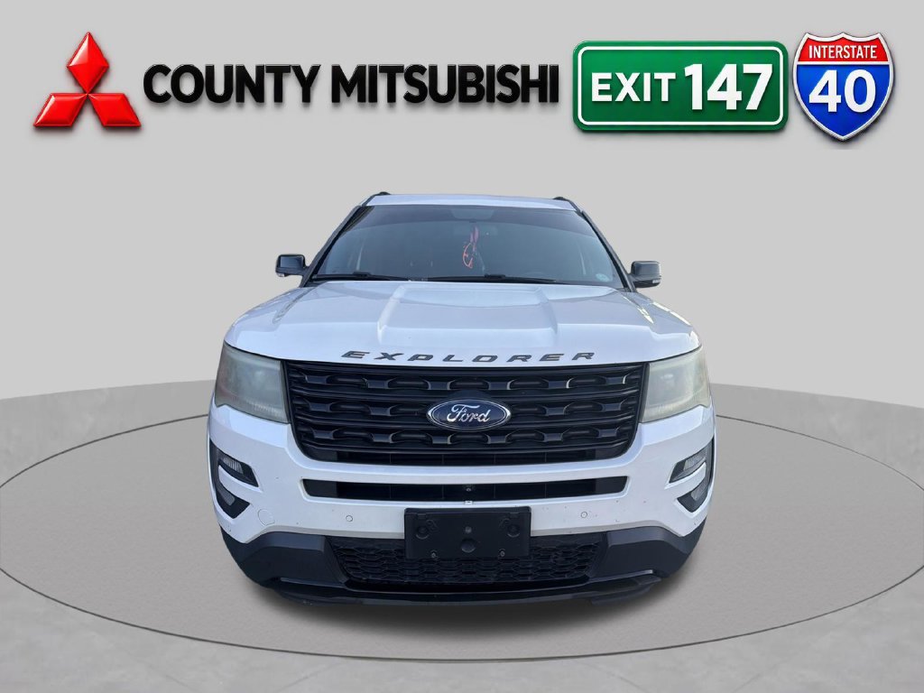 Used 2017 Ford Explorer Sport w/ Equipment Group 401A AWD/4WD image 2