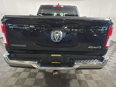 Used 2022 RAM 1500 Big Horn AWD/4WD image 3