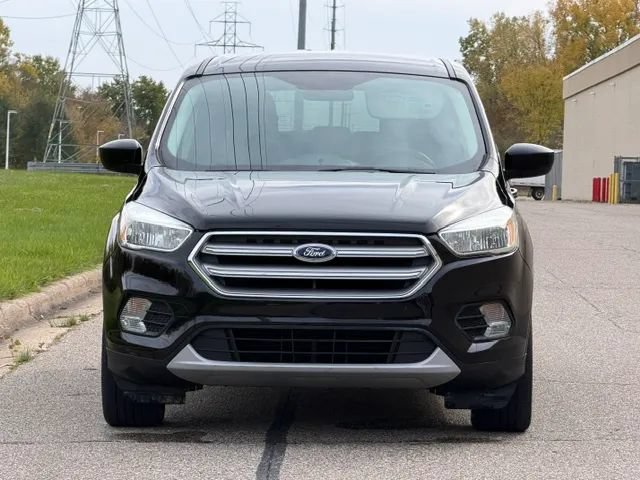 Used 2017 Ford Escape SE w/ SE Cold Weather Package AWD/4WD image 38