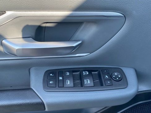 Used 2023 RAM 1500 Big Horn image 22