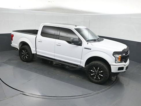 Used 2018 Ford F150 XLT w/ Equipment Group 302A Luxury AWD/4WD image 27