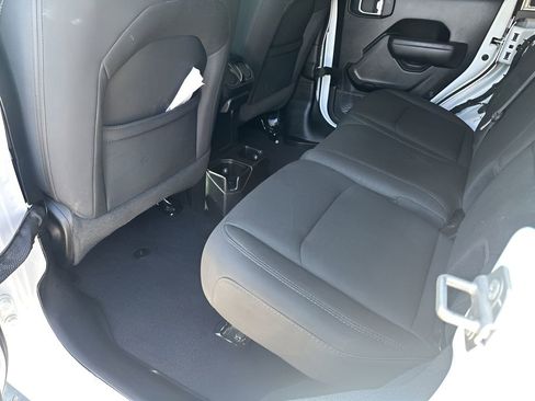 Used 2022 Jeep Wrangler Unlimited Sport image 20
