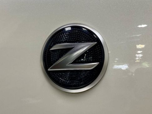 Used 2017 Nissan 370Z Touring Sport RWD image 20