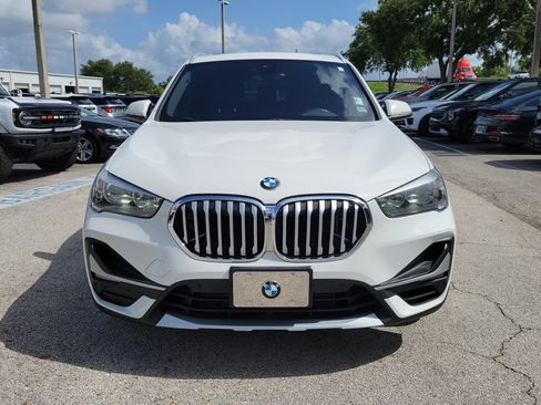 Used 2020 BMW X1 xDrive28i w/ Convenience Package AWD/4WD image 2