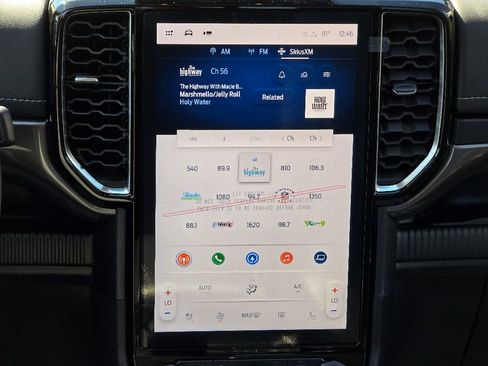 New 2025 Ford Ranger Lariat w/ FX4 Off-Road Package image 4